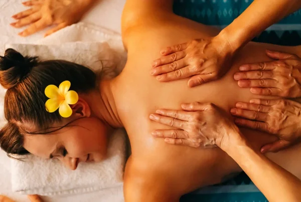 4 Hand Massage Spa Near Me in Québec, QC