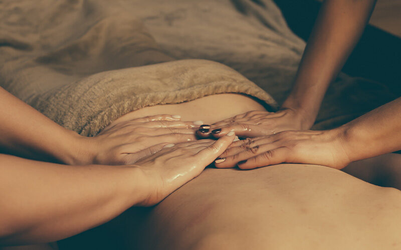 How Four Hands Massage Enhances Relaxation and Stress Relief