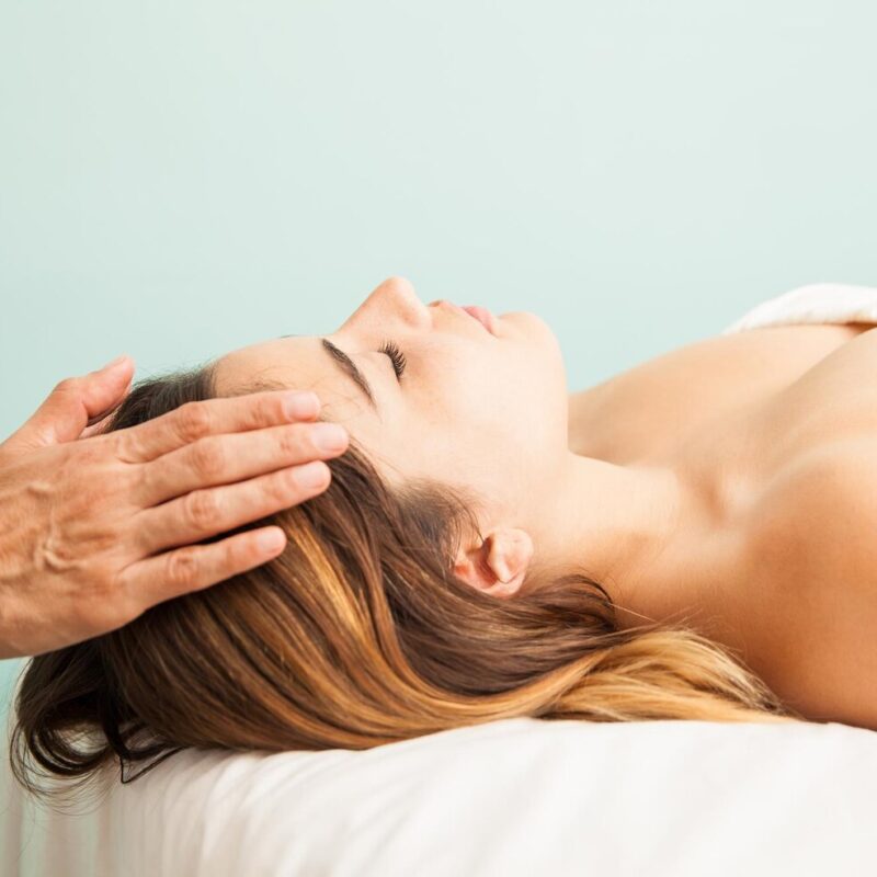 Benefits of Reiki Massage for Mind-Body Wellness