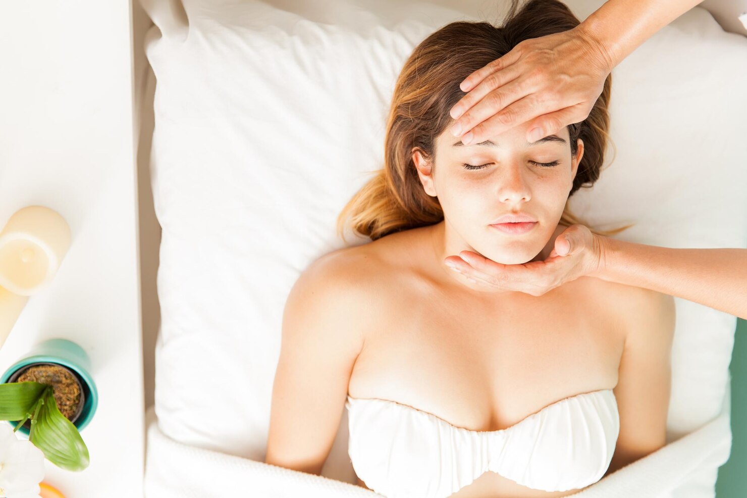 Reiki Massage vs Traditional Massage: What’s the Difference?